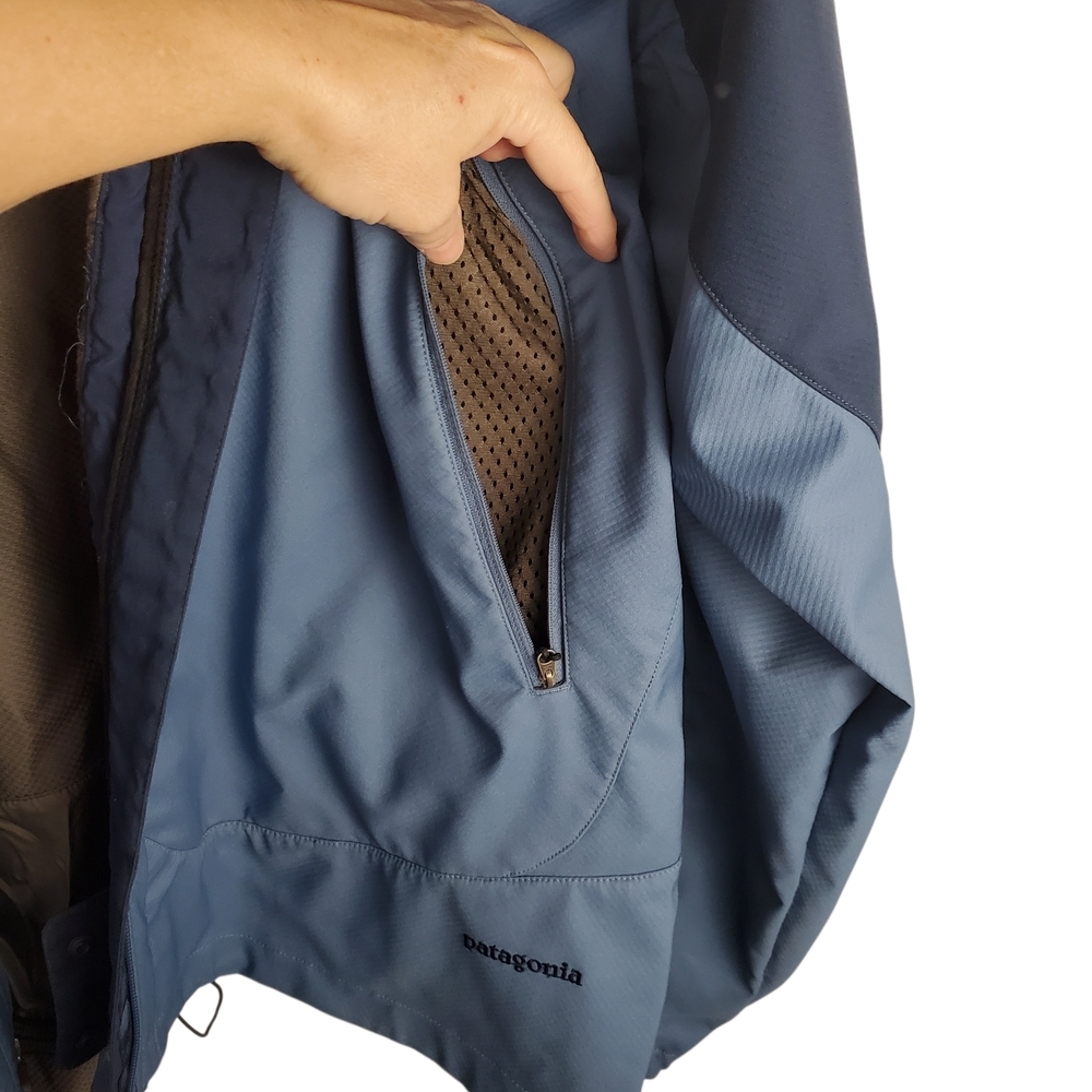 Patagonia Lightweight Jacket. 2 Tone Blue.  XL. #228 - Picture 6 of 15